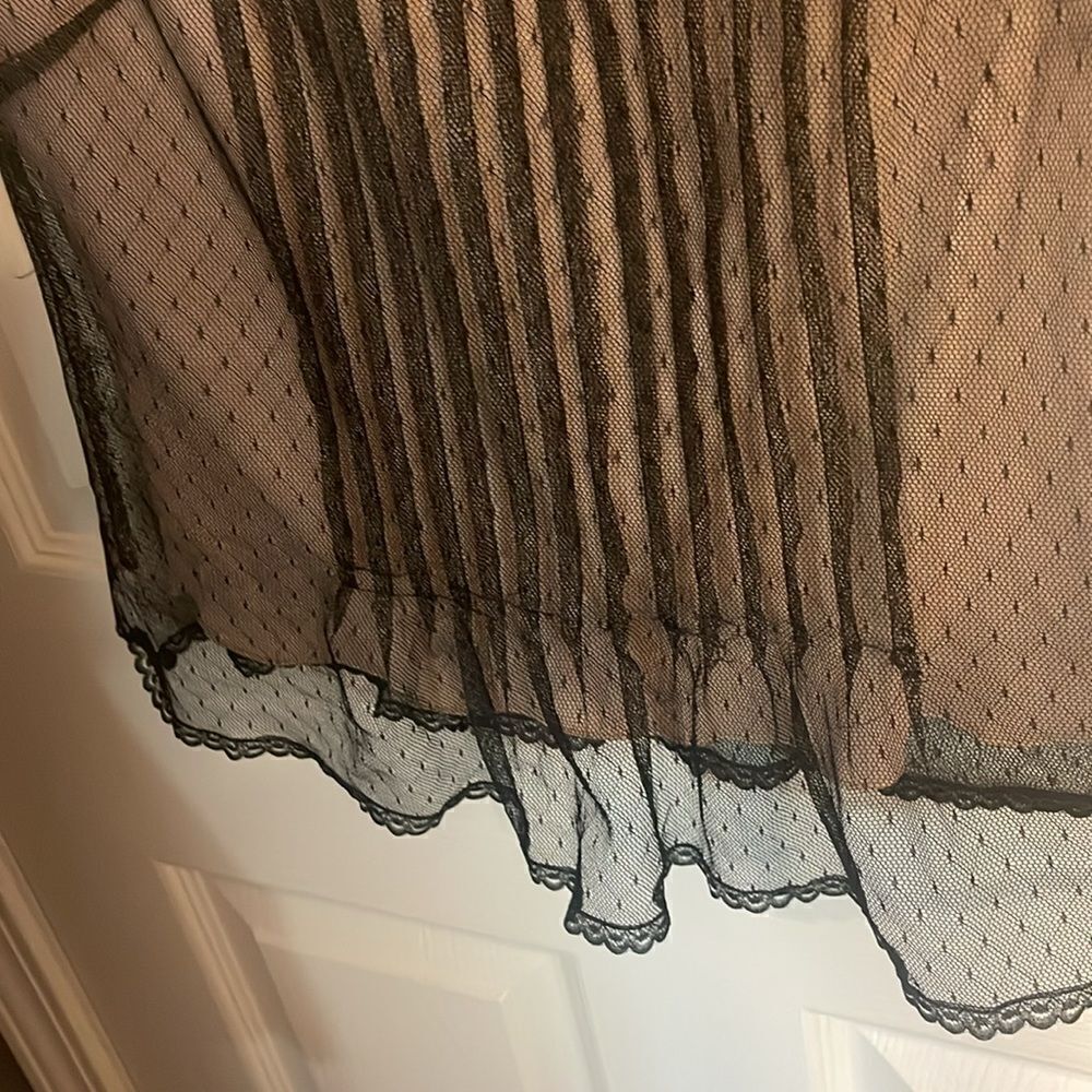 BCBG MaxAzria Vintage Black tan top size small - Picture 4 of 7